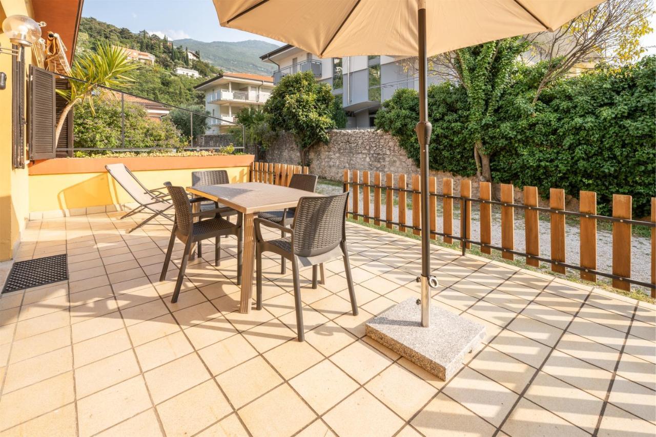Casa Doppia Lägenhet Torbole Sul Garda Exteriör bild